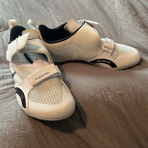 nike spin/cycling shoes! with spd cleats attached!
